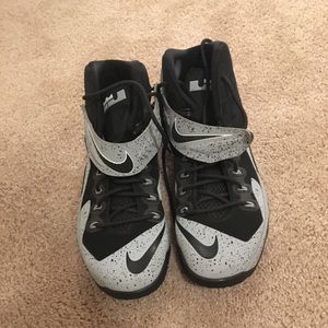 Nike Lebron Zoom Soldier